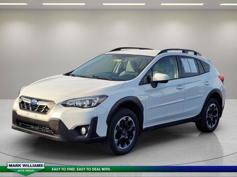 Used 2021 Subaru Crosstrek 2.0i Premium image 8