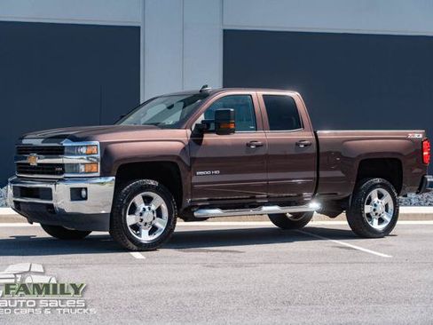 Used 2016 Chevrolet Silverado 2500 LT w/ All Star Edition AWD/4WD image 2