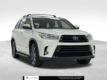 Used 2017 Toyota Highlander FWD V6