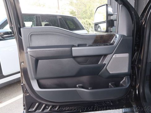 Used 2022 Ford F150 Lariat image 13