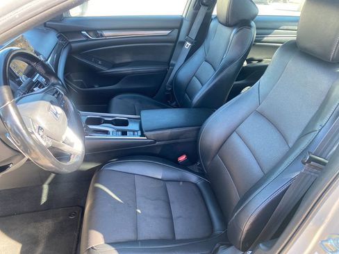 Used 2021 Honda Accord Sport image 10