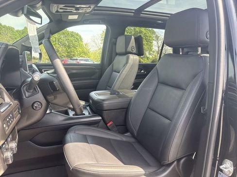 Certified 2024 Chevrolet Tahoe Z71 w/ Luxury Package AWD/4WD image 20