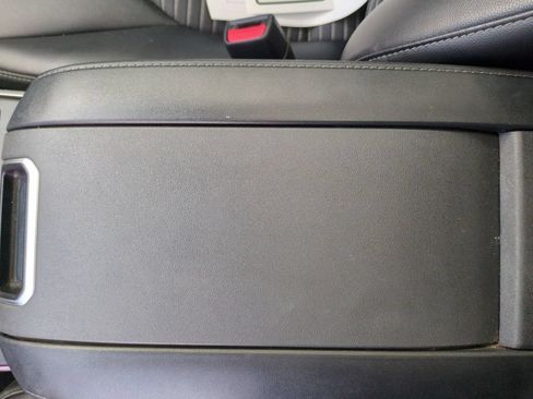 Used 2024 Toyota Highlander XSE FWD image 24