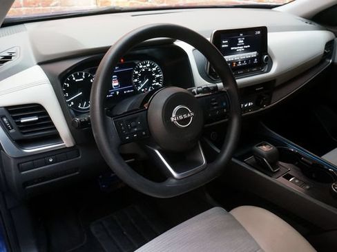 Certified 2023 Nissan Rogue SV AWD/4WD image 9