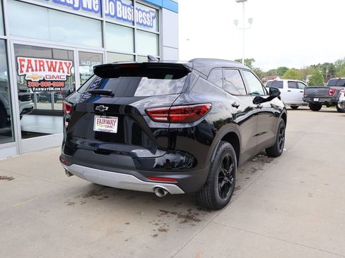 New 2026 Chevrolet Blazer LT w/ Midnight/Sport Edition AWD/4WD image 3