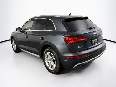 Used 2019 Audi Q5 2.0T Premium w/ Convenience Package AWD/4WD image 5