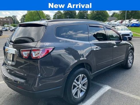 Used 2016 Chevrolet Traverse LT AWD/4WD image 3