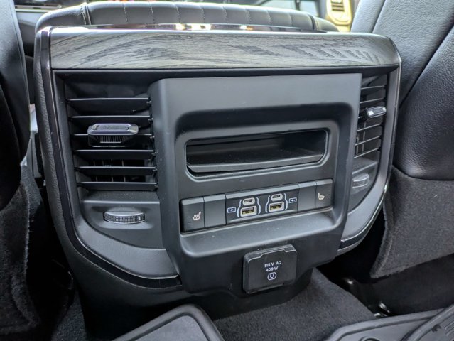 Used 2026 RAM 2500 Limited AWD/4WD image 14