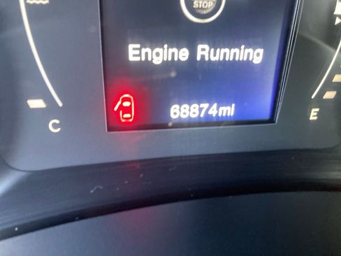 Used 2017 Jeep Renegade Sport w/ Power & Air Group image 23