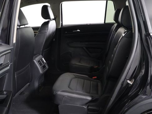 Used 2020 Volkswagen Atlas SEL R-Line AWD/4WD image 36