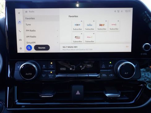 Used 2023 Toyota Highlander Bronze Edition image 22