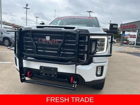 Used 2022 GMC Sierra 2500 AT4 AWD/4WD image 3