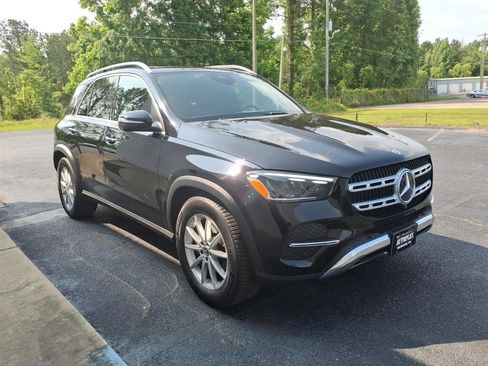 Used 2025 Mercedes-Benz GLE 350 4MATIC image 3