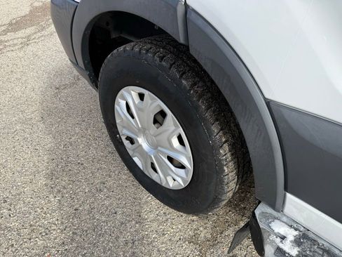 Used 2018 Ford Transit 250 130 Low Roof w/ Exterior Upgrade Package image 12