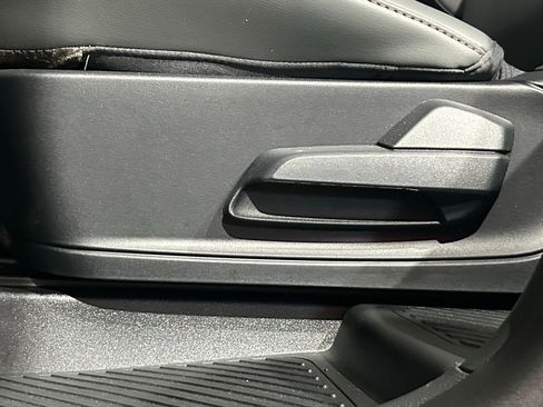 New 2026 Ford Explorer Active w/ Active Comfort Package image 53