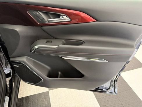 New 2026 Chevrolet Traverse Z71 w/ Enhanced Driving Package AWD/4WD image 30