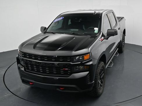 Used 2022 Chevrolet Silverado 1500 Custom Trail Boss w/ Midnight Edition AWD/4WD image 18