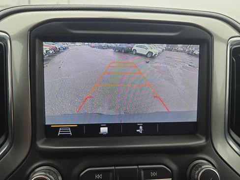 Used 2019 Chevrolet Silverado 1500 LTZ AWD/4WD image 23