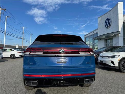 New 2025 Volkswagen Atlas Cross Sport SEL Premium R-Line AWD/4WD image 3