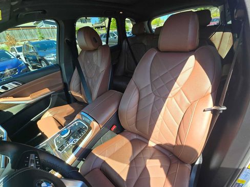 Used 2024 BMW X5 xDrive50e w/ Executive Package AWD/4WD image 22