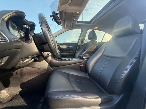 Used 2015 INFINITI Q50 Premium w/ All Weather Package image 10