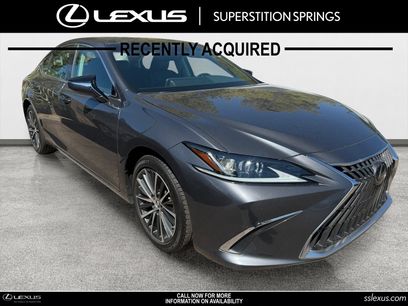 Used 2023 Lexus ES 300h w/ Premium Package