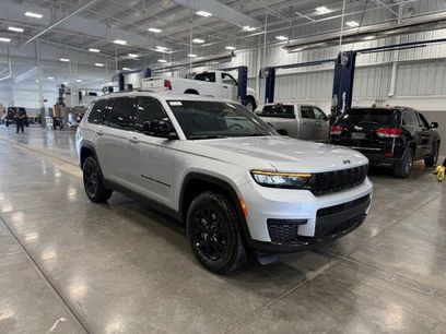 New 2025 Jeep Grand Cherokee L Laredo
