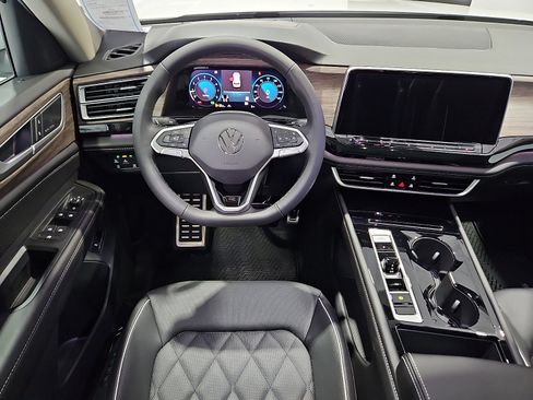 New 2026 Volkswagen Atlas SEL Premium R-Line AWD/4WD image 9