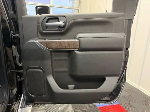 Used 2022 GMC Sierra 2500 Denali AWD/4WD image 14
