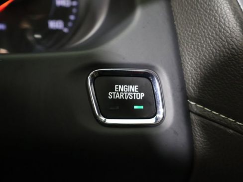 Used 2023 GMC Acadia SLE w/ Driver Convenience Package image 43