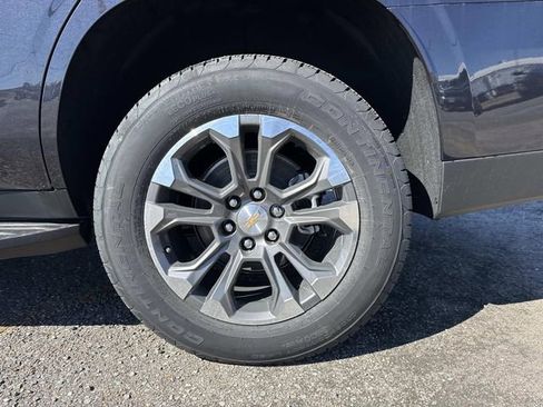 New 2026 Chevrolet Tahoe LS w/ LPO, Dark Essentials Package RWD image 17