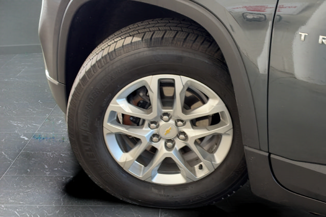 Used 2021 Chevrolet Traverse LT AWD/4WD image 30