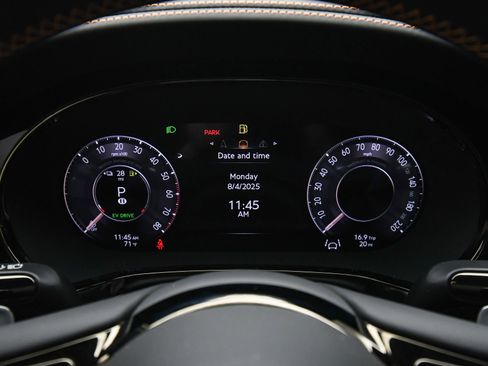 New 2025 Bentley Continental GT AWD/4WD image 16