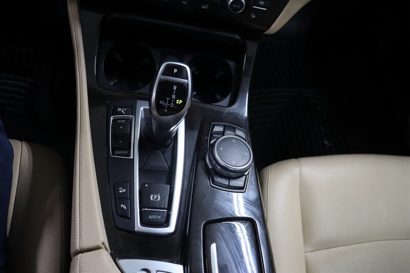 Used 2016 BMW 535i xDrive Sedan AWD/4WD image 15