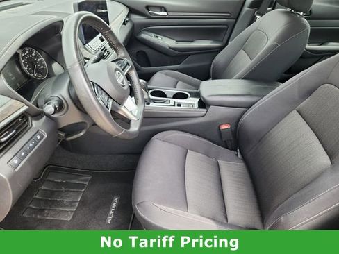 Used 2024 Nissan Altima 2.5 SV w/ SV Premium Package FWD image 12