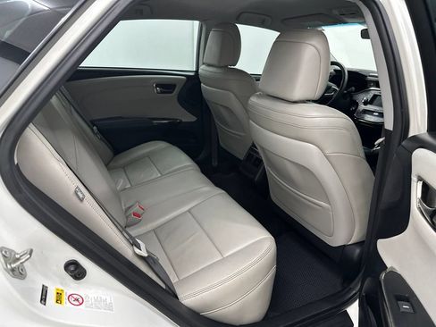 Used 2013 Toyota Avalon XLE FWD image 21
