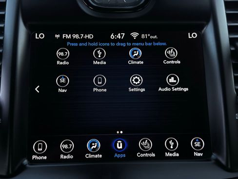 Used 2018 Chrysler 300 S w/ 300S Premium Group image 45