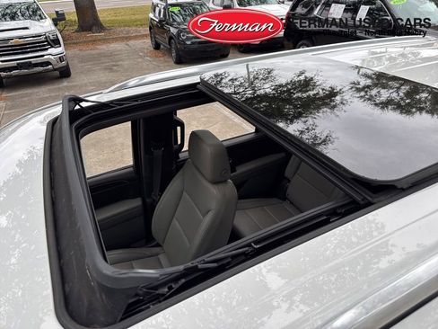 Used 2021 Chevrolet Tahoe LT w/ LT Signature Package image 8