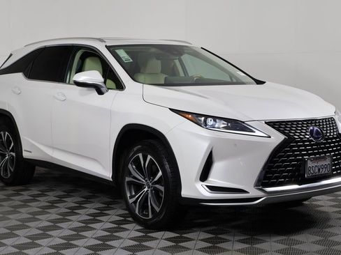 Used 2020 Lexus RX 450hL AWD w/ Premium Package image 3