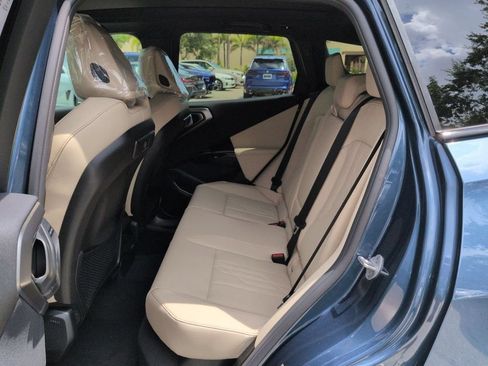 New 2026 BMW X3 xDrive30i w/ Premium Package AWD/4WD image 14