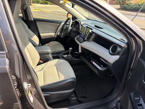 Used 2017 Toyota RAV4 Limited FWD image 41