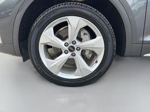 Used 2022 Audi Q5 2.0T Premium Plus w/ Premium Plus Package AWD/4WD image 41