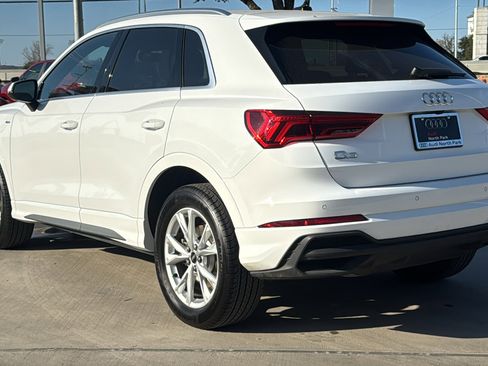 Certified 2025 Audi Q3 2.0T Premium image 5