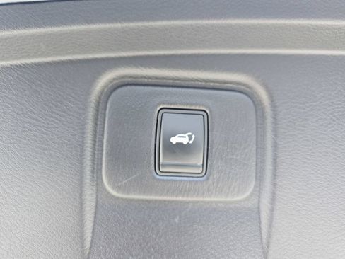 Used 2015 Nissan Murano Platinum FWD image 16