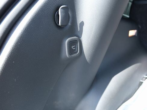 Used 2024 Jeep Compass Trailhawk w/ Trailhawk Elite Group image 40