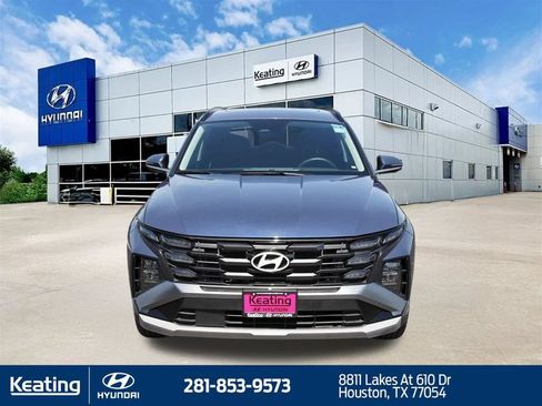 Certified 2025 Hyundai Tucson SEL FWD image 2