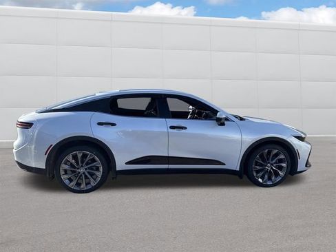 Used 2024 Toyota Crown Limited w/ Advanced Technology Package image 12