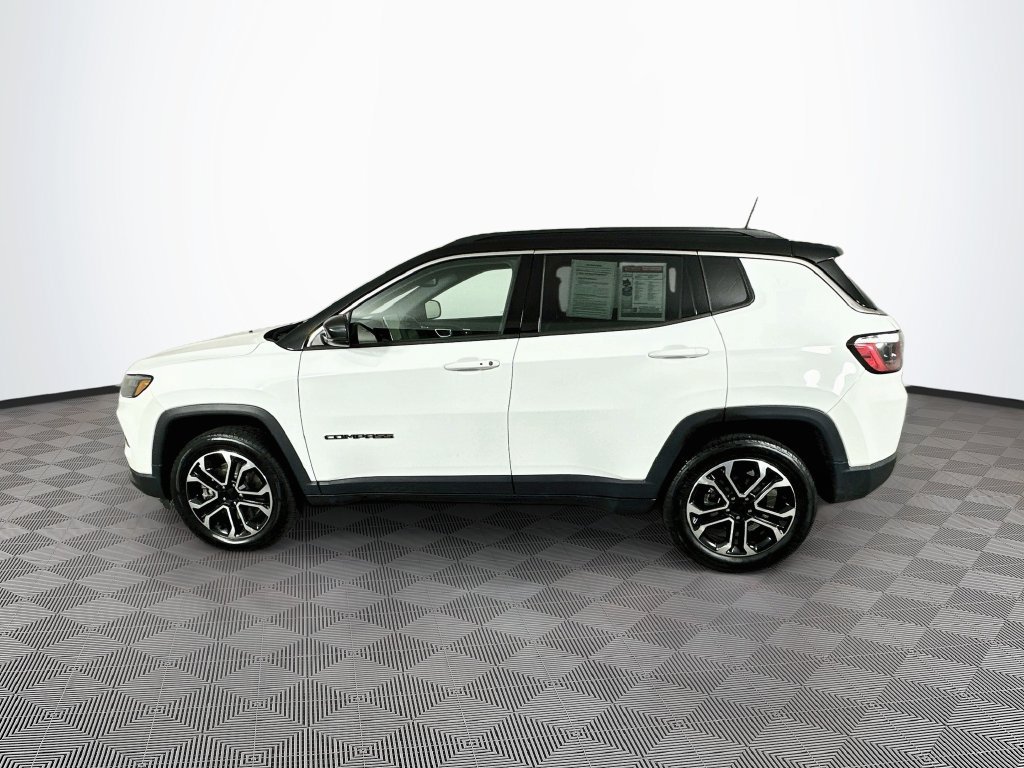 Certified 2023 Jeep Compass Limited w/ Sun and Sound Group AWD/4WD image 6