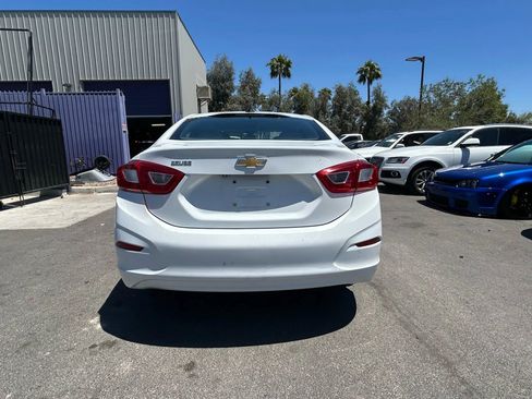 Used 2017 Chevrolet Cruze LS image 5