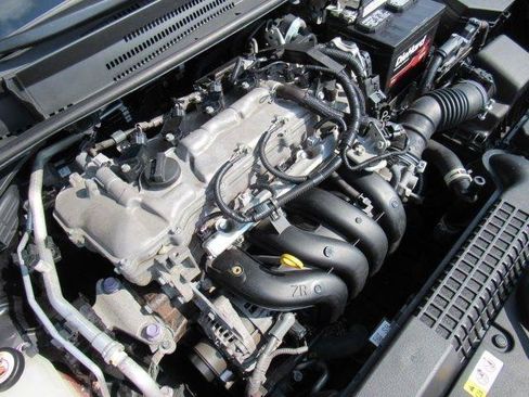 Used 2021 Toyota Corolla LE FWD image 37